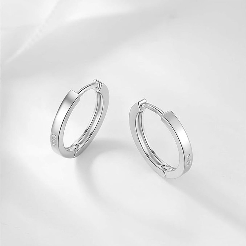 wynn's Silver Hoop Earrings for Women, 925 Sterling Silver Hoop