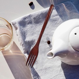 2Pcs Japanese Wooden Forks with Long Handle - Ideal for Cooking Mixing and Serving Salads Fruits and Desserts