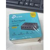 TP-LINK LS1005G 5-Port 10/100/1000Mbp