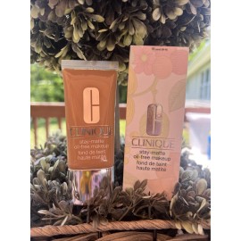Clinique Stay-Matte Oil-Free Makeup 1fl oz/30ml ~ 19 Sand (M-N)
