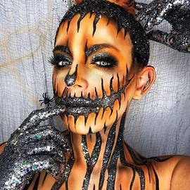 Yeweian Black Body Glitter, Face Glitter Gel, Mermaid Sequins Lip Eye Nails Hair Body Glitter Makeup, Liquid Holographic Chunky Glitter Festival Rave Accessories, Body Glitter Gel for Women