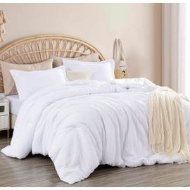 Chezmoi Collection Wilmer 3-Piece Oversized Queen Comforter Set, White, Soft and Cozy Lightweight Waffle Weave Comforter Bedding for All Season