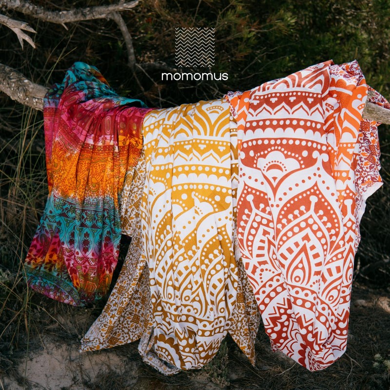 MOMOMUS Mandala Tapestry Hippie, Boho or Psychedelic XXL - Tie-Dye,