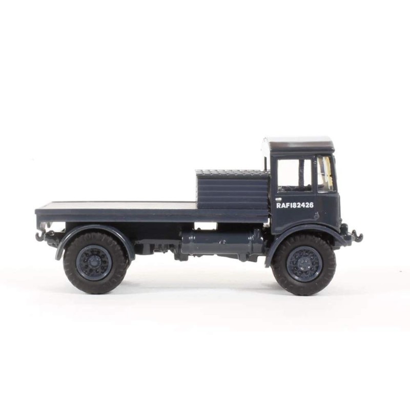 Oxford 1:76 RAF Blue AEC Matador Flatbed