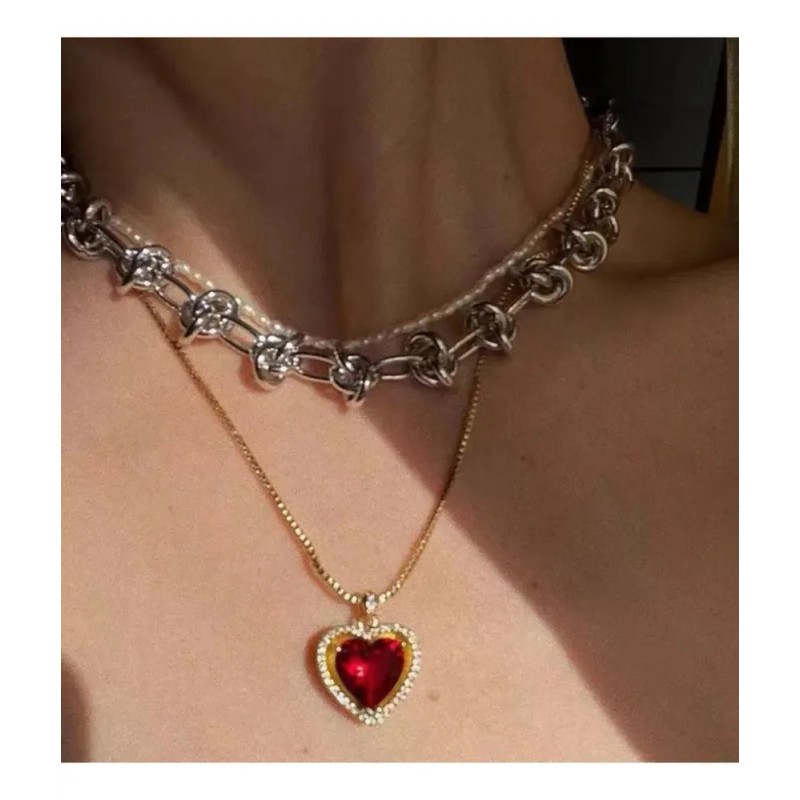 Collar En Forma De Corazón Con Relieve Rojo Moonberry De