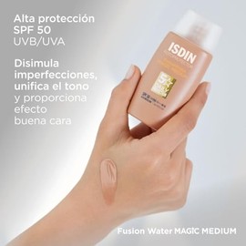 ISDIN Fotoprotector Fusion Water COLOR SPF 50, Protector Solar Facial de fase acuosa con color para uso diario, Cobertura natural, 50ml