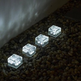 Blumoo 4pcs Solar Brick Lights Solar Glass Cube Light mit 4 Led,2.8 X2.8 X1.96 Inches (White)