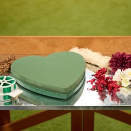 Relaxdays Floral Foam for Fresh Flowers, Set of 2, Heart, HBT: 26.5 x 26.5 x 4 cm, Flower Arrangement for Crafts, Foam, Green