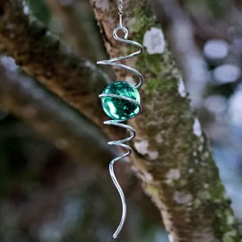 Art Jardin Spiral Wind Spinner - Green Spinner Ball with Tail, Hanging Wind Spinners Outdoor Metal - Yard Spinners, Metal Spiral Garden Wind Spinners | Wind Spiral Spinner Ball for Spinning Garden Art