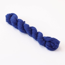 Hida Sashiko Kit, Asanoha, Japanese Traditional Pattern Sewing Set, Blue Thread, Needle, Thimble, and White Cottoncloth with Grid Line Print (Kit F)