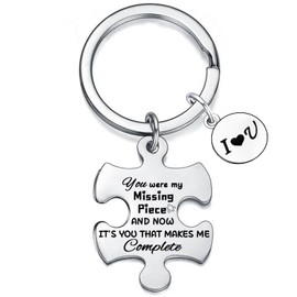 Waeceip Couple Keychain Gifts Couple Gifts for Girlfriend Boyfriend Husband Wife Gifts Key chain Gifts for Her Him Birthday Christmas Gifts