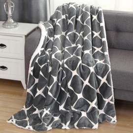 Elegant Comfort Throw Blanket, Reversible Sherpa Flannel, Ultra-Soft, Fuzzy, Cozy and Plush- All Season Lightweight Decorative Throw, 50 x 60 inches, Ogee Pattern Sherpa Throw, Silver Gray