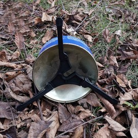 Folding Universal Fuel Can Canister Stand, Tripod Stabilizer for Camping Stoves, Compact Butane Gas Bracket, Cylinder Cartridge Holder, Footrest for Outdoor BBQ Hiking Stove