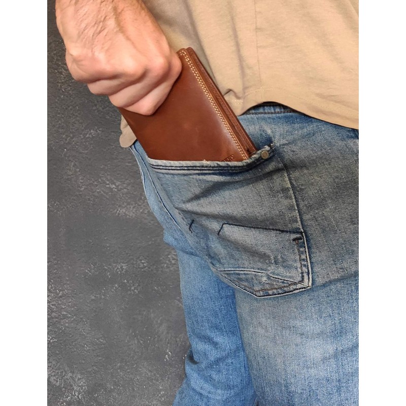 Wildery® #WI108C Men's Leather Wallet with RFID Protection in Portrait