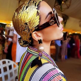 200 Sheets Gold Leaf Sheets, Gold Leaf for Art, Gold Leaf Foil Paper for Crafts, Resin Art, Furniture, Canvas, Decorating, 10 x 10 cm Gold Leaf Kit