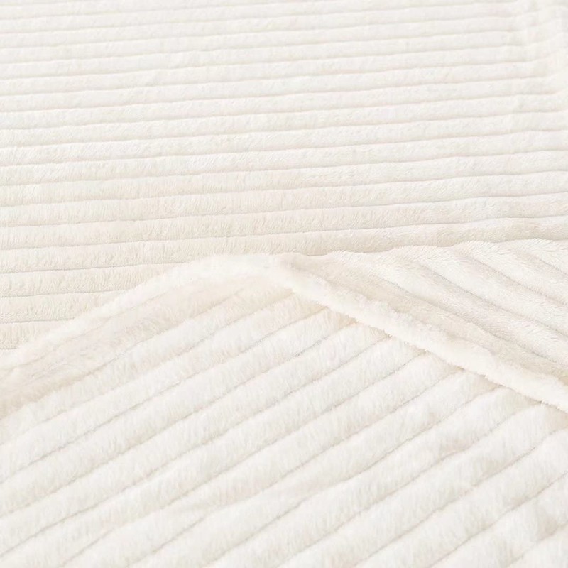 QOFLY Soft Cuddly Blanket, White, 150 x 200 cm, Gift