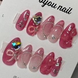 Shy Ribbon Heart Handmade Nail Tips - Round / 수줍은 리본하트 수제네일팁 - 라운드