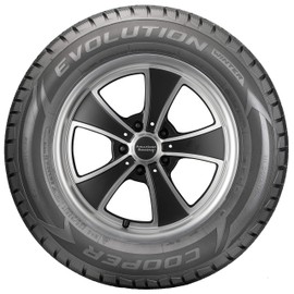 Cooper Evolution Winter 215/55R17 94H Tire