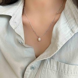 Aneneiceera Vintage Pearl Pendant Necklace Silver Irregular Pearl Choker Necklace Satellite Chain Necklace Minimalist Personlized Pearl Necklace Jewelry for Women and Girls