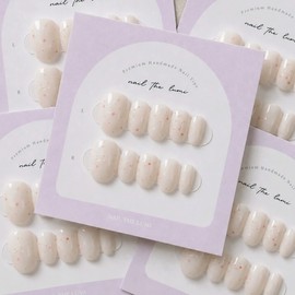 Peach Milk  Handmade Nail Tip - Long Stiletto / 복숭아 우유  수제네일팁 - 롱스틸레토