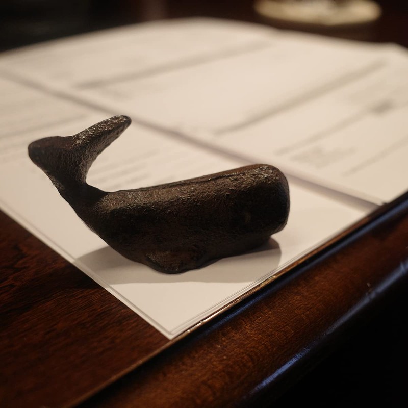 HM Treasure Gurus Small Cast Iron Sperm Whale Paperweight Nautical