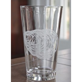 HullSpeed Designs Oyster Engraved Pint Beer Glasses - set of 2