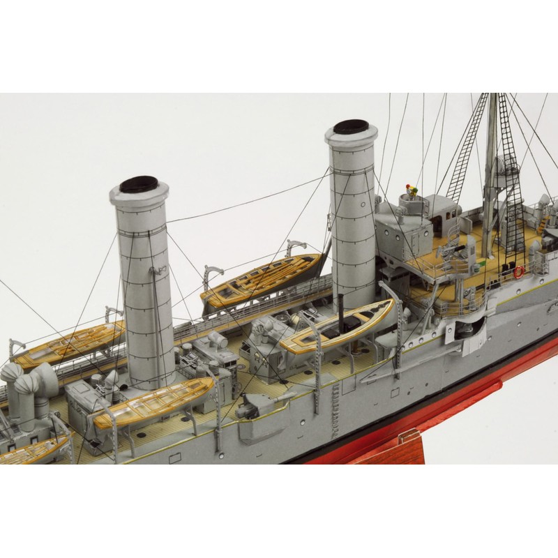 HMV 3038 Cardboard Model Small Cruiser SMS Undine