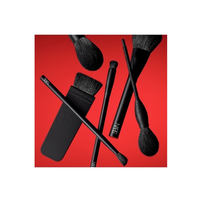 NARS Multi Use Precision Brush 40 / 멀티 유즈 프리시젼
