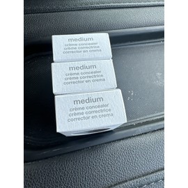 TIGI Lot Of 3 TIGI Medium Creme Concealer Professional Cosmetics 0.06 oz