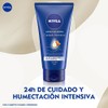 NIVEA Crema Para Manos Piel Seca con Aceite de Almendras,