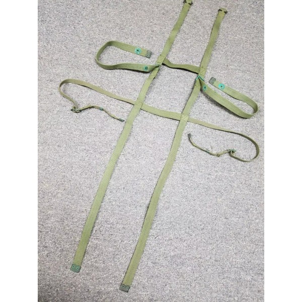 ORIGINAL BRITISH / AUSTRALIAN ARMY SLEEPING BAG CARRIER.