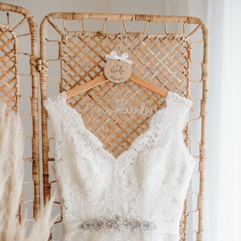 Wooden Wedding Dress Hanger Tag for Bride/Bridesmaid/Flower Girl/Maid of Honour/Mother of the Bride/Groom (The Bride)