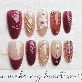 Uñas postizas medianas almendradas con punta francesa, 30 piezas hechas a mano con flores 3D, diseños en relieve con líneas doradas, uñas postizas nud
