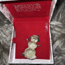 Merry & Bright Christmas Pins Snowman New In Box