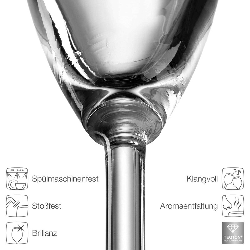 Leonardo Champagne Glasses with Engraving of Name & Date in