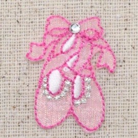 Wholesale Applique Iron On Applique Embroidered Patch Pink Ballet Slippers with Pink Bow