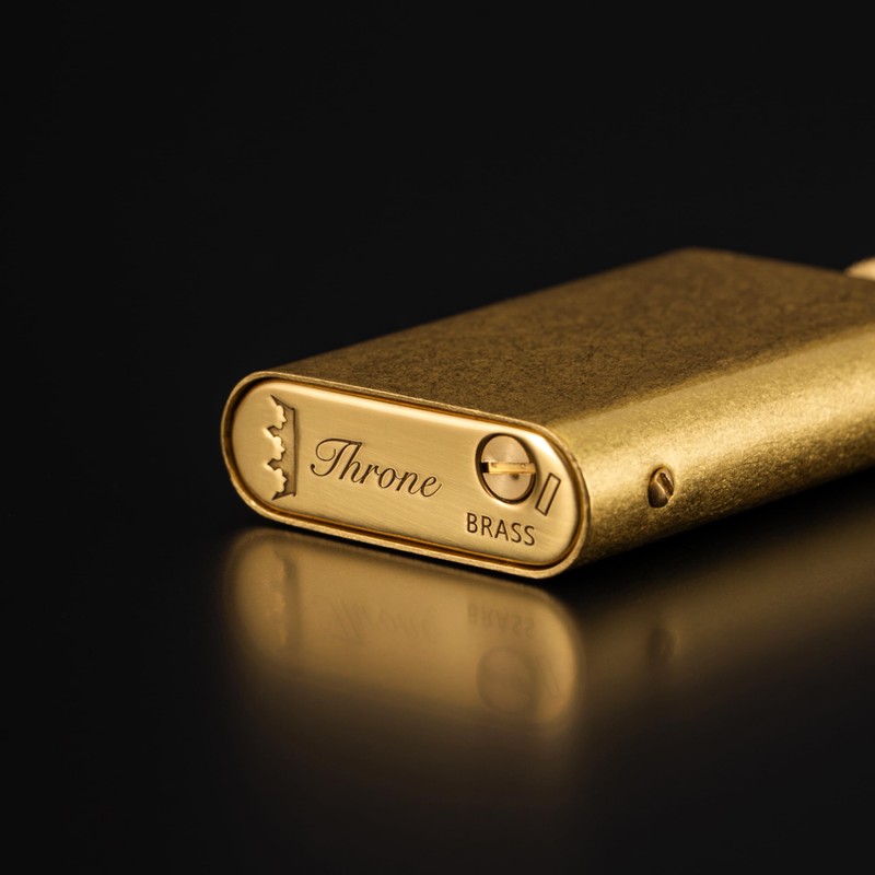 Throne Permanent Match Lighter Refillable – Cool Vintage Trench, Pipe