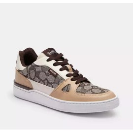 Coach Women’s Clip Signature Court Low Top Sneaker. Color Maple. Size 7B CU478