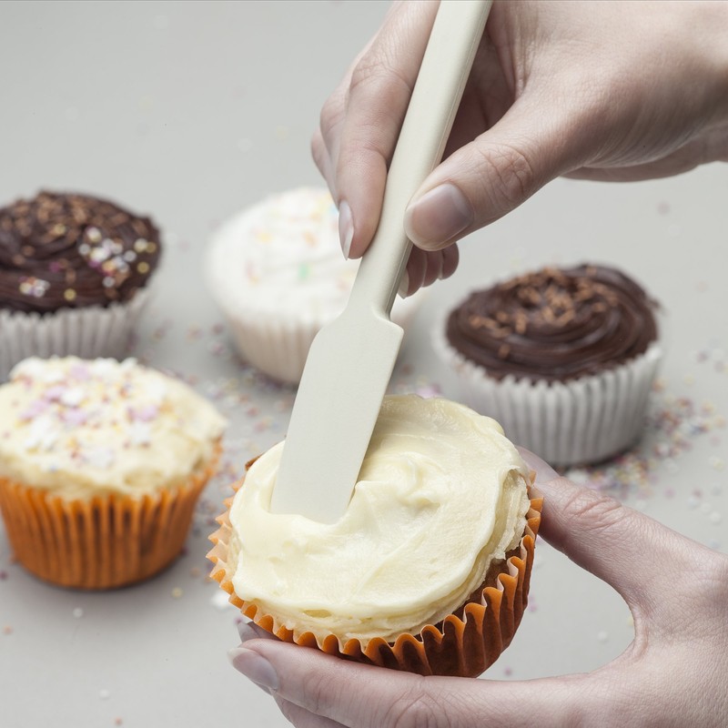 Zeal Mini Baking Spatula, Cream