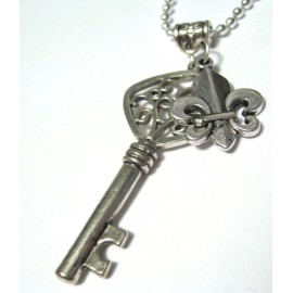 Unbranded Mardi Gras Heart Key Fleur De Lis STAINLESS STEEL silver Pendant Chain Necklace