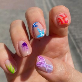 24 Pcs Press on Nails Short Square - ZIFANHU Nude Fake Nails Press ons Nail Art Tip Full Cover Acrylic Purple False Nails with Beach Coral Seaweed Starfish Jjellyfish Design Glue on Nails for Women