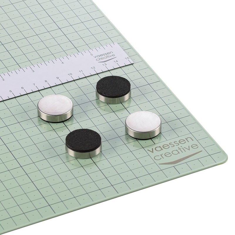 Vaessen Creative Magnetic Craft Mat - 12 x 12 Inch