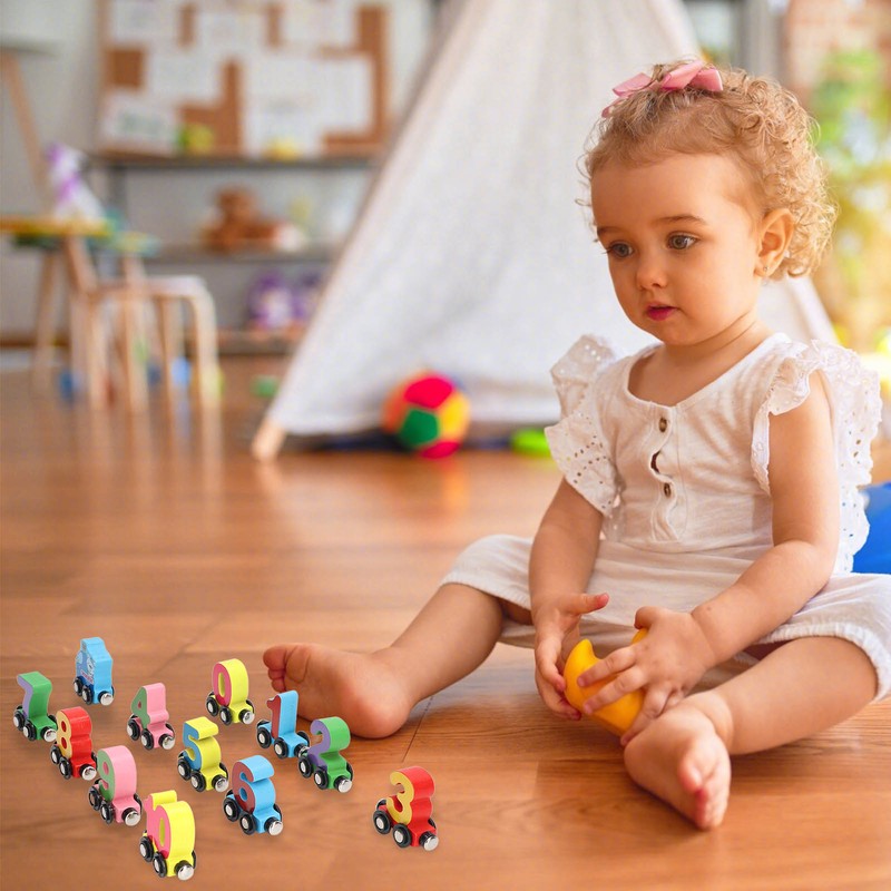 12pcs Wooden Magnetic Digital Train Cute Fun Early Education Trackless