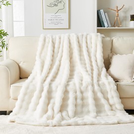 Wajade Fluffy Faux Fur Twin Size Blanket for Couch Bed 60x80 Inches, Luxury Ultra Soft Thick Fuzzy Plush Bubble Blanket, Reversible Warm Cozy Blanket for Sofa Chair, Cream White
