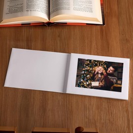 2024 New 7 Inch Video Greeting Card, Touchscreen 4 GB Memo Video Brochure for Father's Day, Mother's Day for Anniversary, Blank Video Book, Create Your Own Digital Greeting