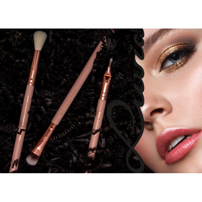Eyeshadow Brush and Eye Brush.