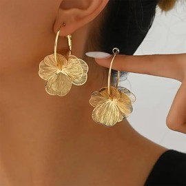 Gold Flower Earrings for Women Trendy Floral Hoop Earrings Boho Large Flower Earings Big Statement Earring Spring Summer Jewelry Gifts for Women