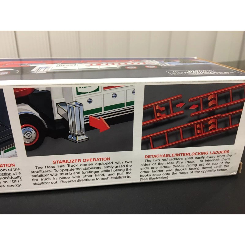 New Collectible 2000 Hess Fire Truck Mint in Box Battery