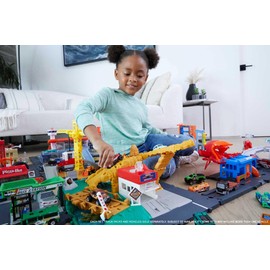 Hot Wheels City Express Car Wash Centre Playset with 1 Hot Wheels Car, Can be Connected to Other Playsets and Tracks Gift for Kids Ages 4 to 8 Years, HDR27