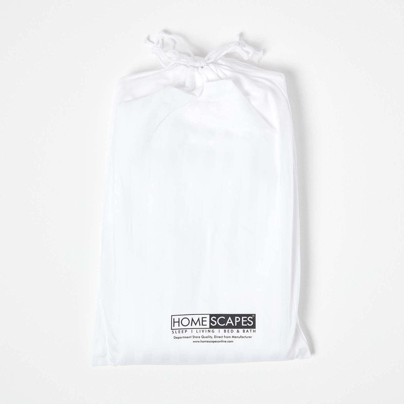 HOMESCAPES Set of 2 Damask Fitted Sheets for Baby Cot